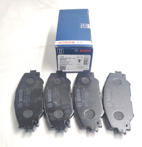 0986494174 BOSCH Передние тормозные колодки купить в Ирпень