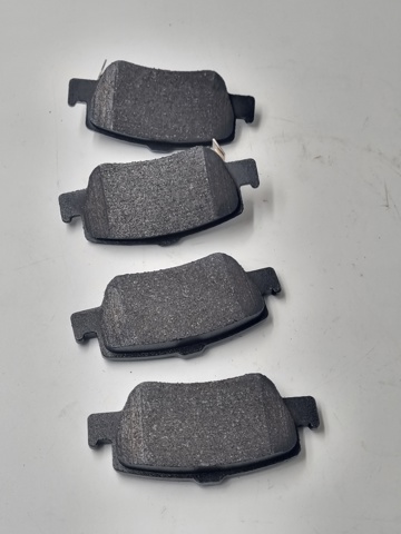 BOSCH 0986494182 Колодки тормозные задние дисковые в наличии Каменское