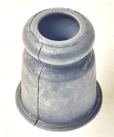 Отбойник амортизатора 552400W010 NISSAN