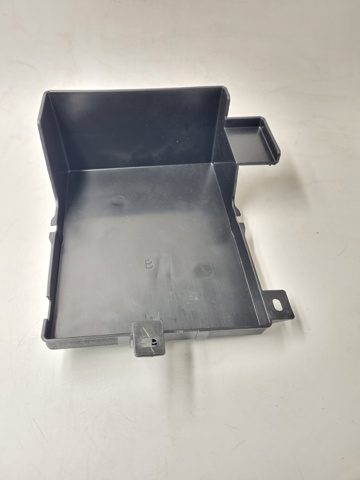Подставка аккумулятора 8201A003 MITSUBISHI