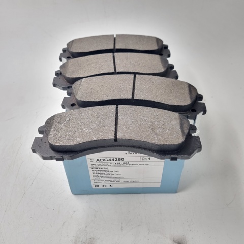 BLUE PRINT ADC44250 Колодки тормозные передние дисковые в наличии Полтава