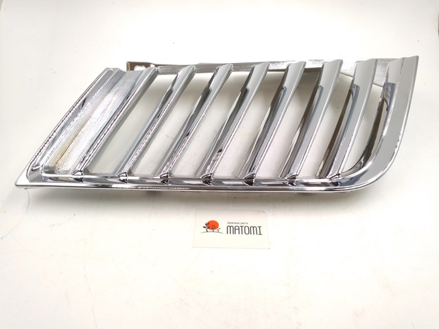 Решетка радиатора правая GAR2806 MATOMI