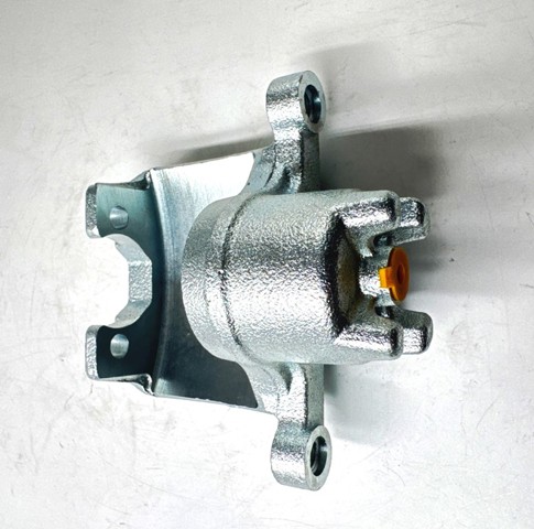 Суппорт тормозной левый задний Mitsubishi Pajero 4 LONG