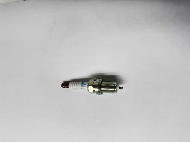 NGK IFR6T11 Свечи зажигания в наличии Черкассы