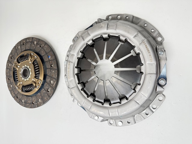 JAKOPARTS J2002400 Комплект сцепления в наличии Львов
