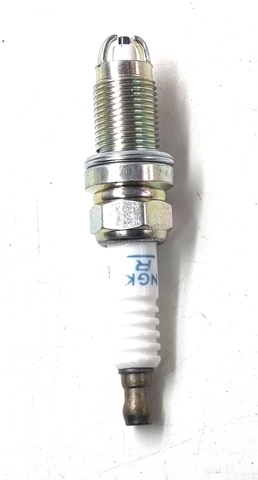 MITSUBISHI MD372421 Свеча зажигания в наличии Полтава