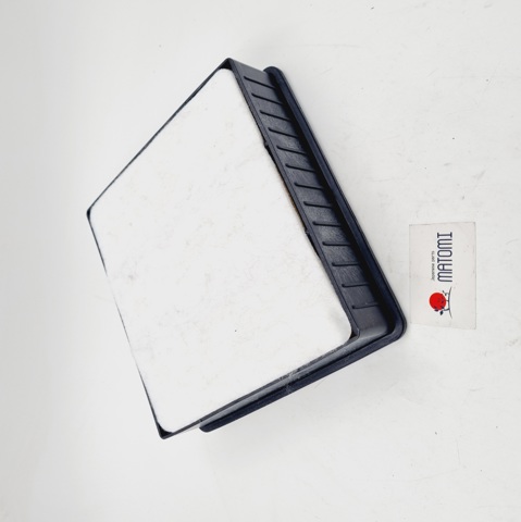 Автомобильный фильтр воздуха Mitsubishi Pajero PININ