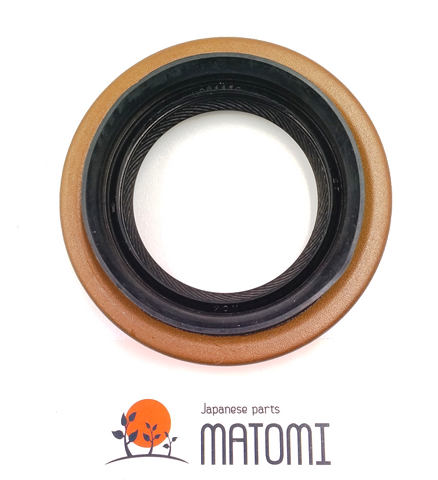 Сальник заднего хвостовика редуктора  Mitsubishi Pajero SPORT 1