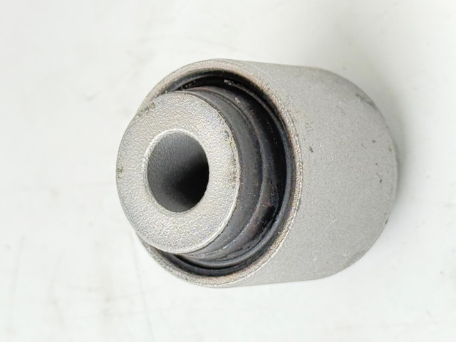 Сайлентблок заднего кулака Q0051156 Q-FIX