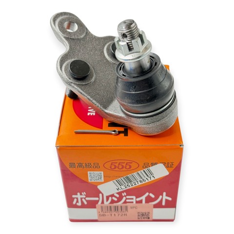 SB-T172R 555 Шаровая опора нижняя правая