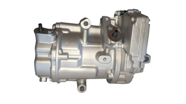 RENAULT 926008231R Компрессор кондиционера в наличии Тернополь