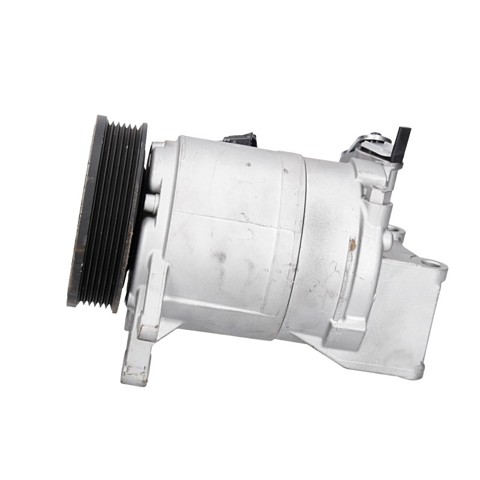Компрессор кондиционера 92600CA01B NISSAN