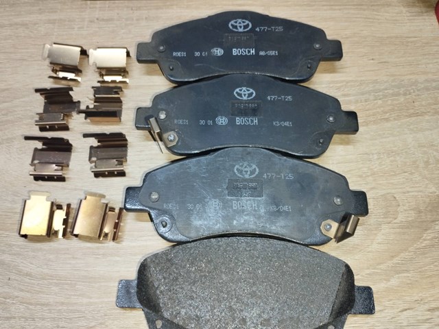 0446505210 TOYOTA Передние тормозные колодки купить в Чернигов