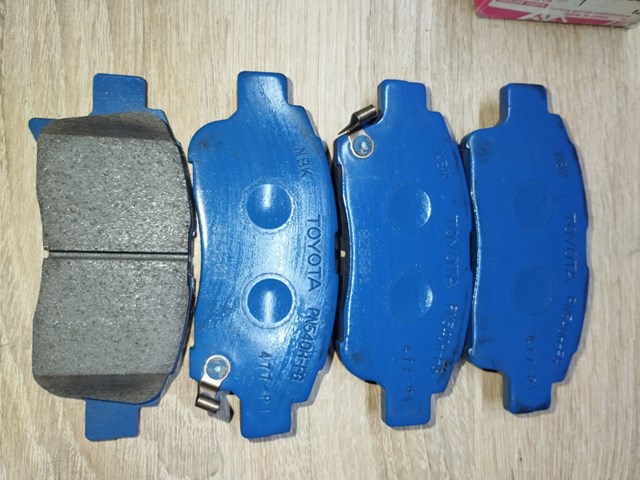 TOYOTA 0446552140 Передние тормозные колодки в наличии Сумы