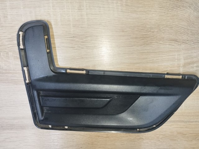 622565HK0A NISSAN Заглушка (решетка) противотуманных фар бампера переднего правая купить в Чернигов