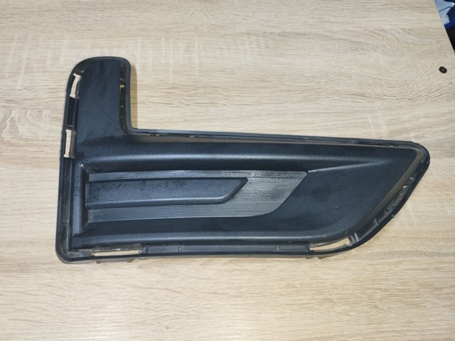 622565HK0A NISSAN Заглушка (решетка) противотуманных фар бампера переднего правая купить в Хмельницкий