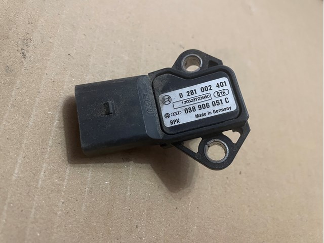 VAG 0281002401 Датчик давления наддува в наличии Житомир