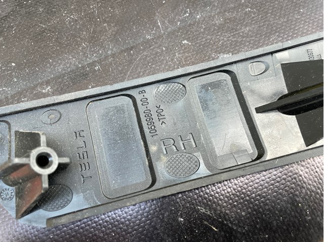 TESLA 105998000B в наличии Павлоград