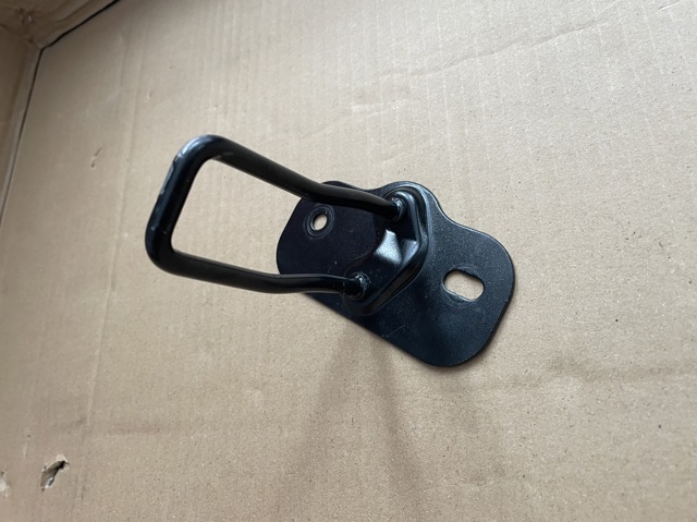 106903200B Tesla Model Петля капота купить в Львов