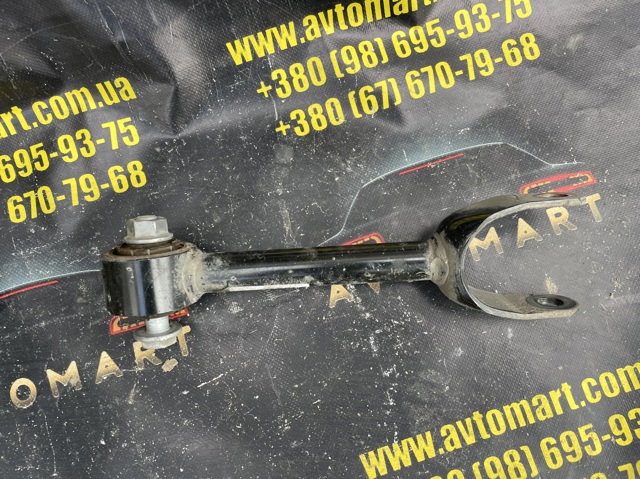 Tesla Model 118842300A Рычаг задней подвески верхний левый/правый в наличии Черкассы