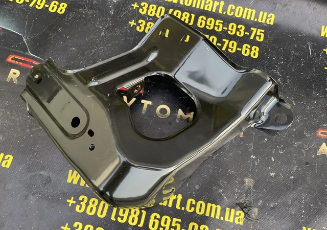 1504589S0A TESLA Кронштейн арки колеса (лонжерона) левый купить в Харьков
