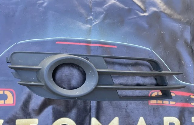 4G0807681G Заглушка (решетка) противотуманных фар бампера переднего левая купить Винница
