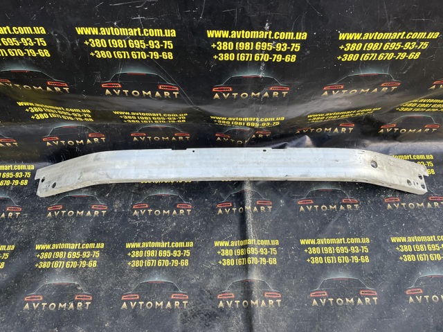 Кронштейн бампера переднего 51117342439 BMW