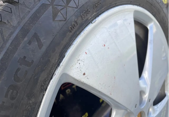 6852053 BMW купить в Украина