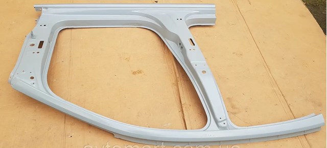 VAG 6RU809052B Боковина кузова правая в наличии Винница