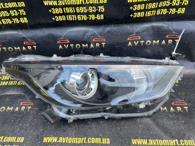 81130K0060 TOYOTA Фара правая купить в Ирпень