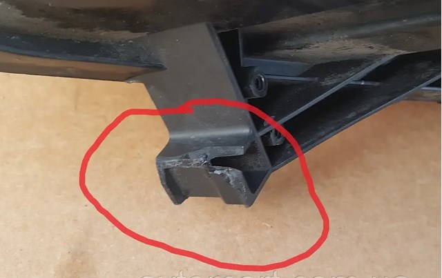 MERCEDES A1698205761 Левая фара в наличии Киев