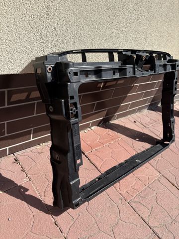 3G0805588N VAG Рамка радиатора купить в Павлоград