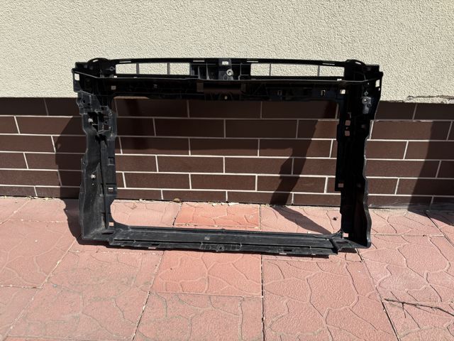 3G0805588N VAG Рамка радиатора купить в Черкассы