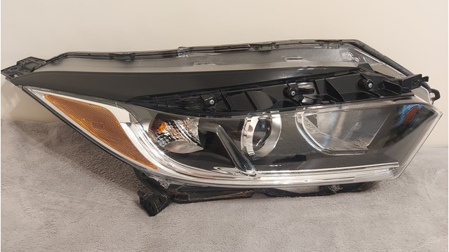 Фара комбинированная, передняя 33100T7AA31 HONDA