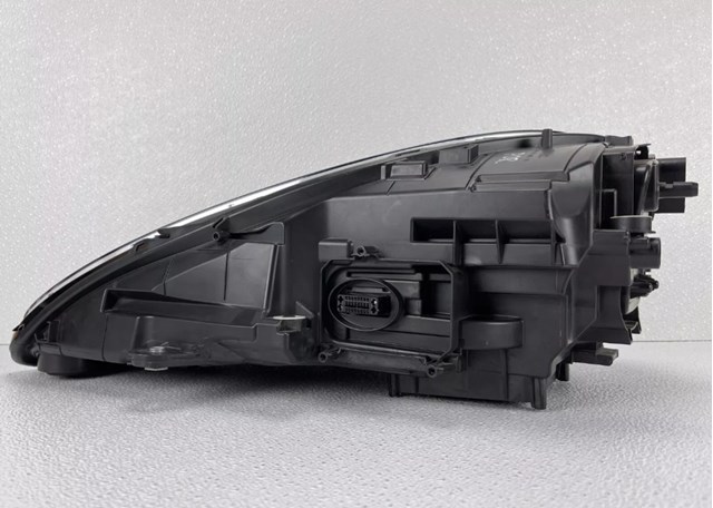 PORSCHE 95B941010AR в наличии Ровно
