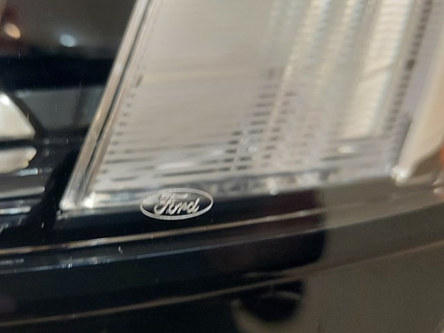 FORD KT4Z13008AX Фара правая в наличии Харьков