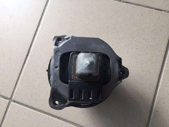6860482 BMW Правая подушка двигателя купить в Житомир