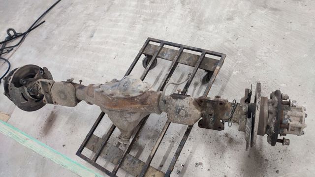 Мост задний в сборе 383005546R RENAULT