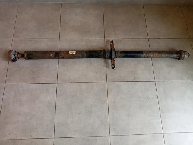 Вал карданный задний в сборе 8R0521101 VAG