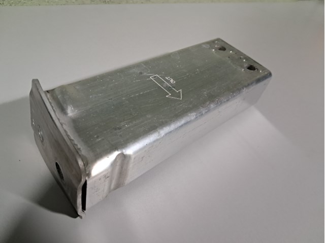 Tesla Model 110919300C Кронштейн усилителя переднего бампера в наличии Ирпень