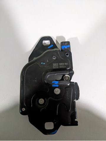 Tesla Model 150039700E Замок капота в наличии Ужгород
