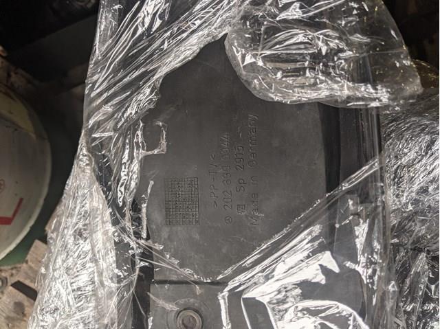 Водосток лобового стекла, жабо 2028300044 MERCEDES