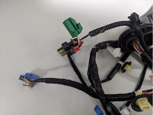 306795700C TESLA купить в Сумы