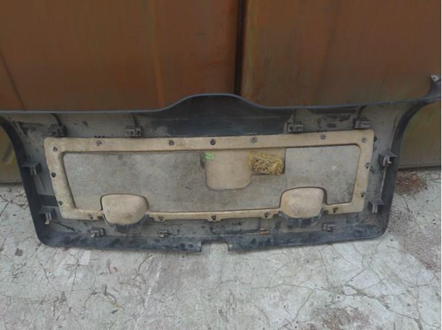 3B9867601 VAG Обшивка (облицовка) крышки багажника (двери 3/5-й задней) купить в Ужгород