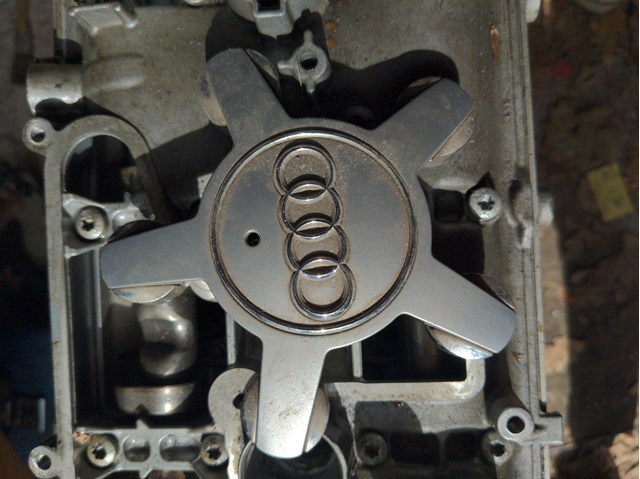 Колпаки на колеса 4F0601165 VAG