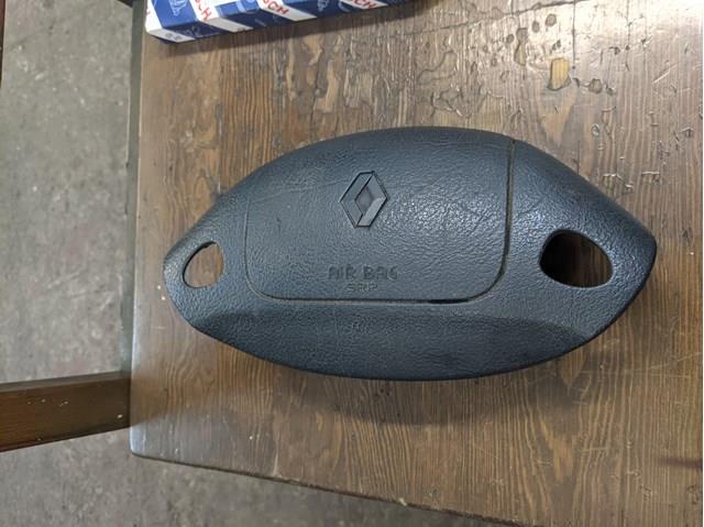 Подушка безопасности водителя 7700353847 RENAULT