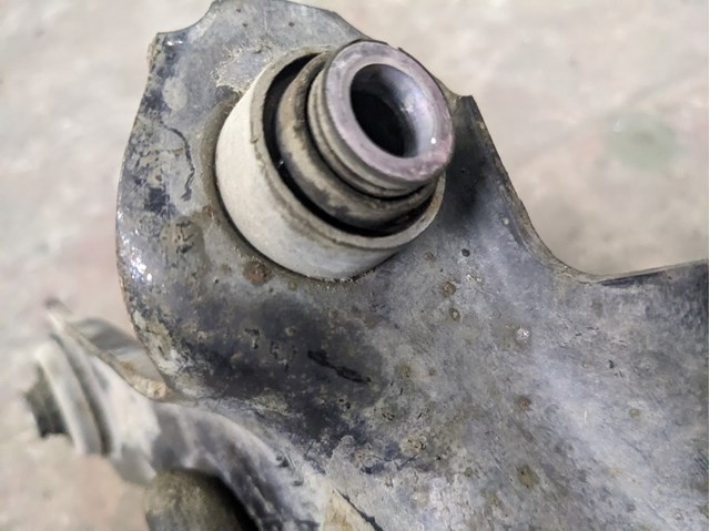 RENAULT 8200679063 Рычаг передней подвески левый в наличии Ирпень