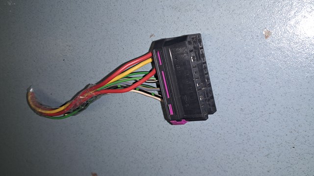 8L0971978 VAG купить в Запорожье