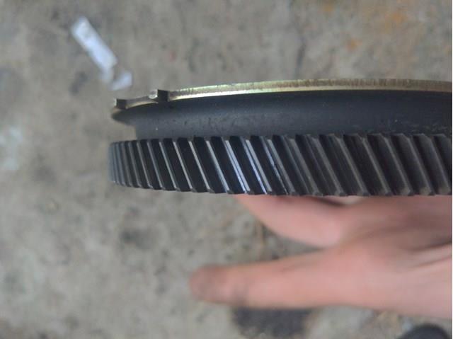 RF5C12423A MAZDA Шестерня промежуточного вала двигателя купить в Полтава