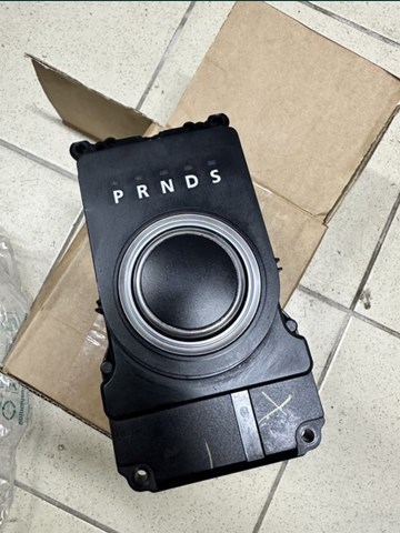 LR090489 LAND ROVER купить в Одесса